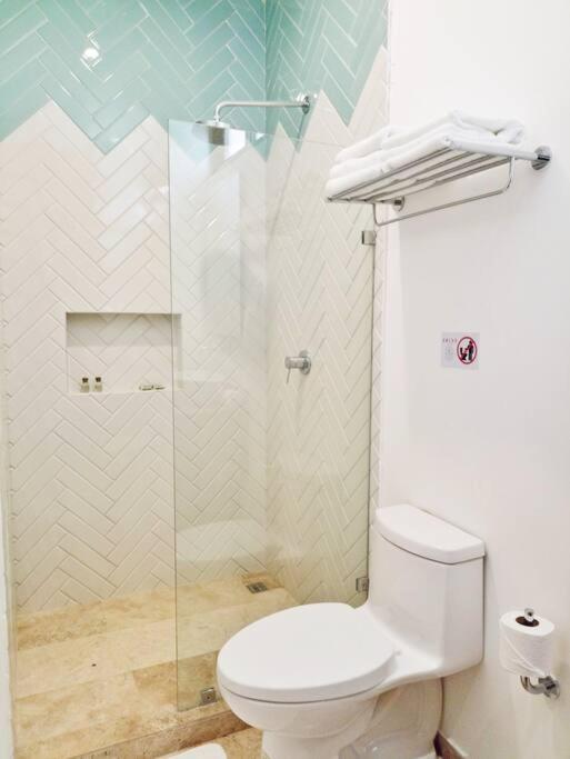 201 Amena Close To Sea Cozy 1br Apt 30mb Wifi & Gym *